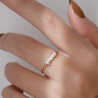 BAGUE AVEC PERLES D'EAU DOUCE
